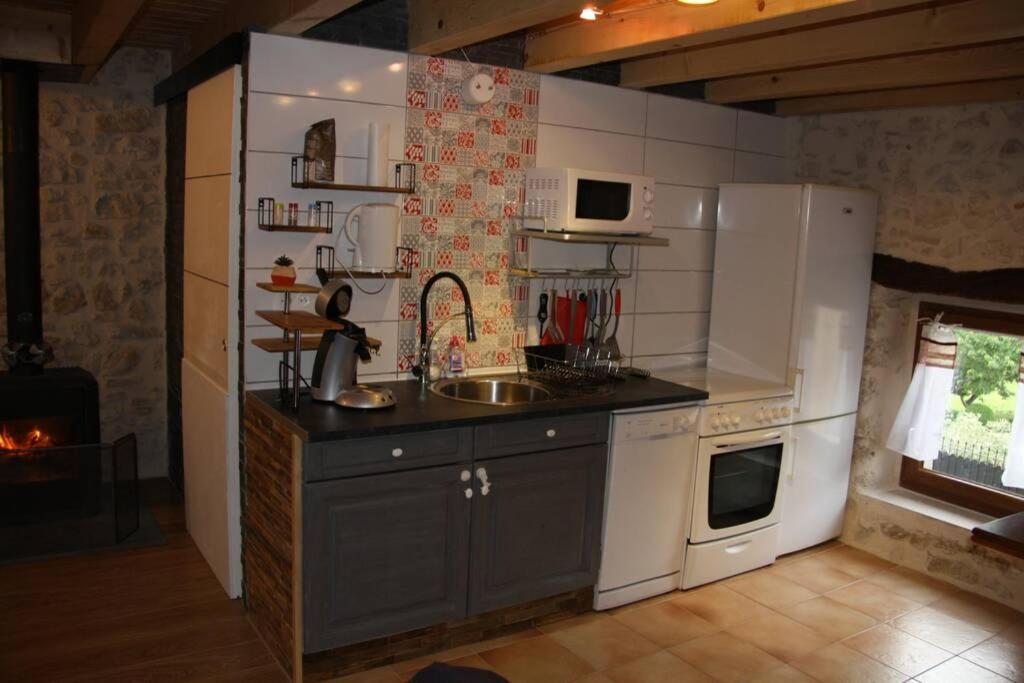 Le Portougais, Chalet A Chanaz, La Petite Venise Savoyarde Ngoại thất bức ảnh